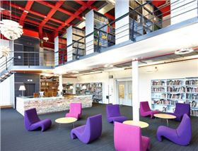 辦公家具設計&mdash;&mdash;浪漫紫色沙發