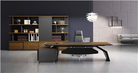 老板辦公桌多少錢