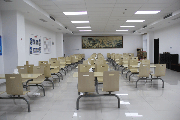 上廣電辦公家具案例