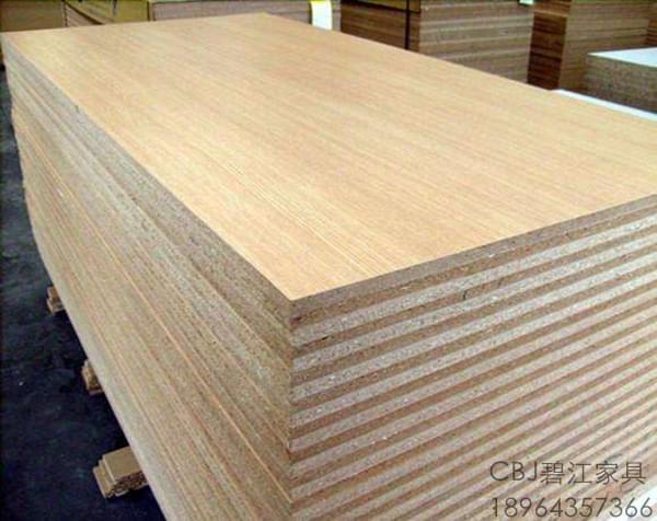 辦公家具刨花板