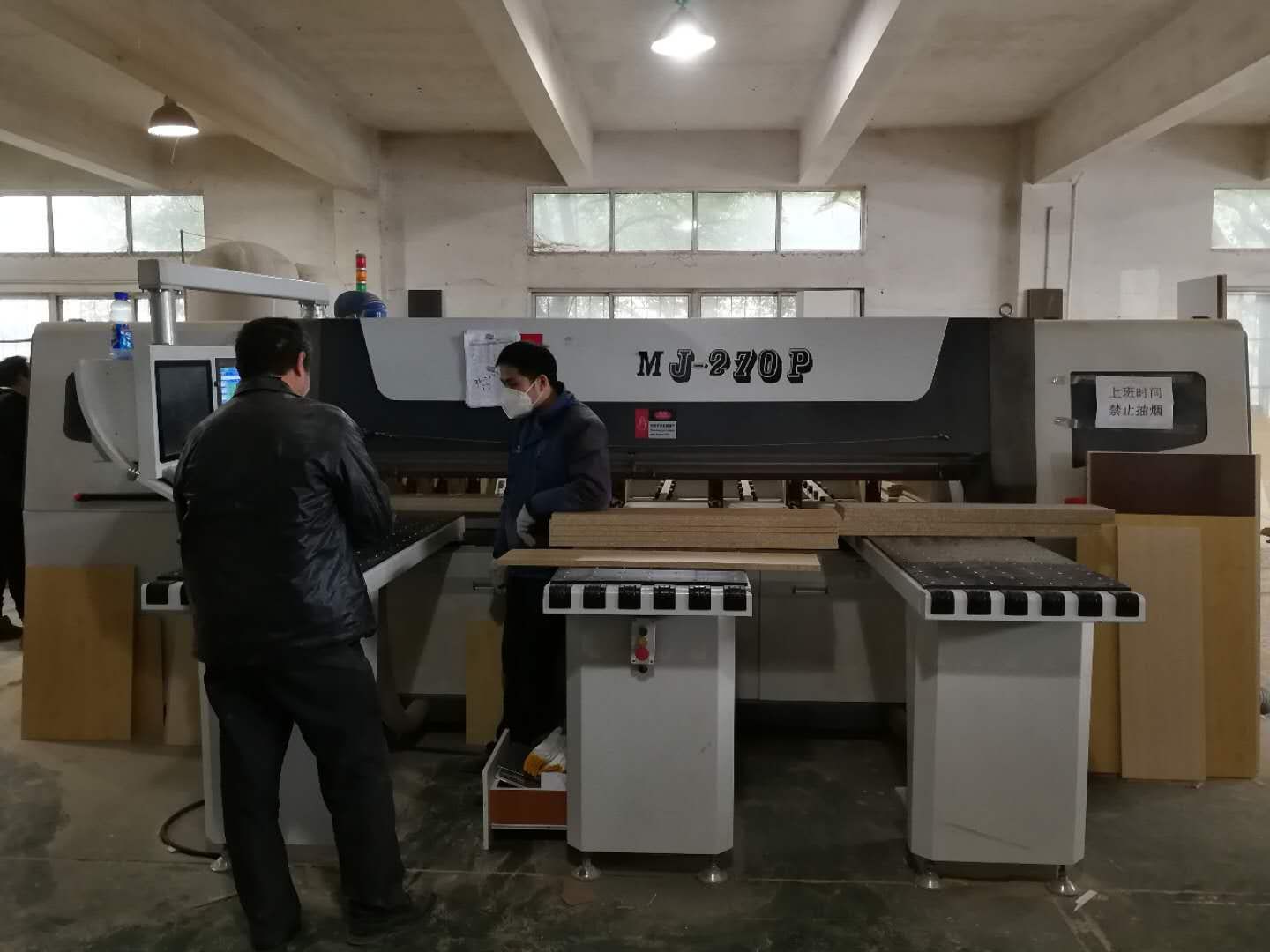 碧江家具膠板生產線