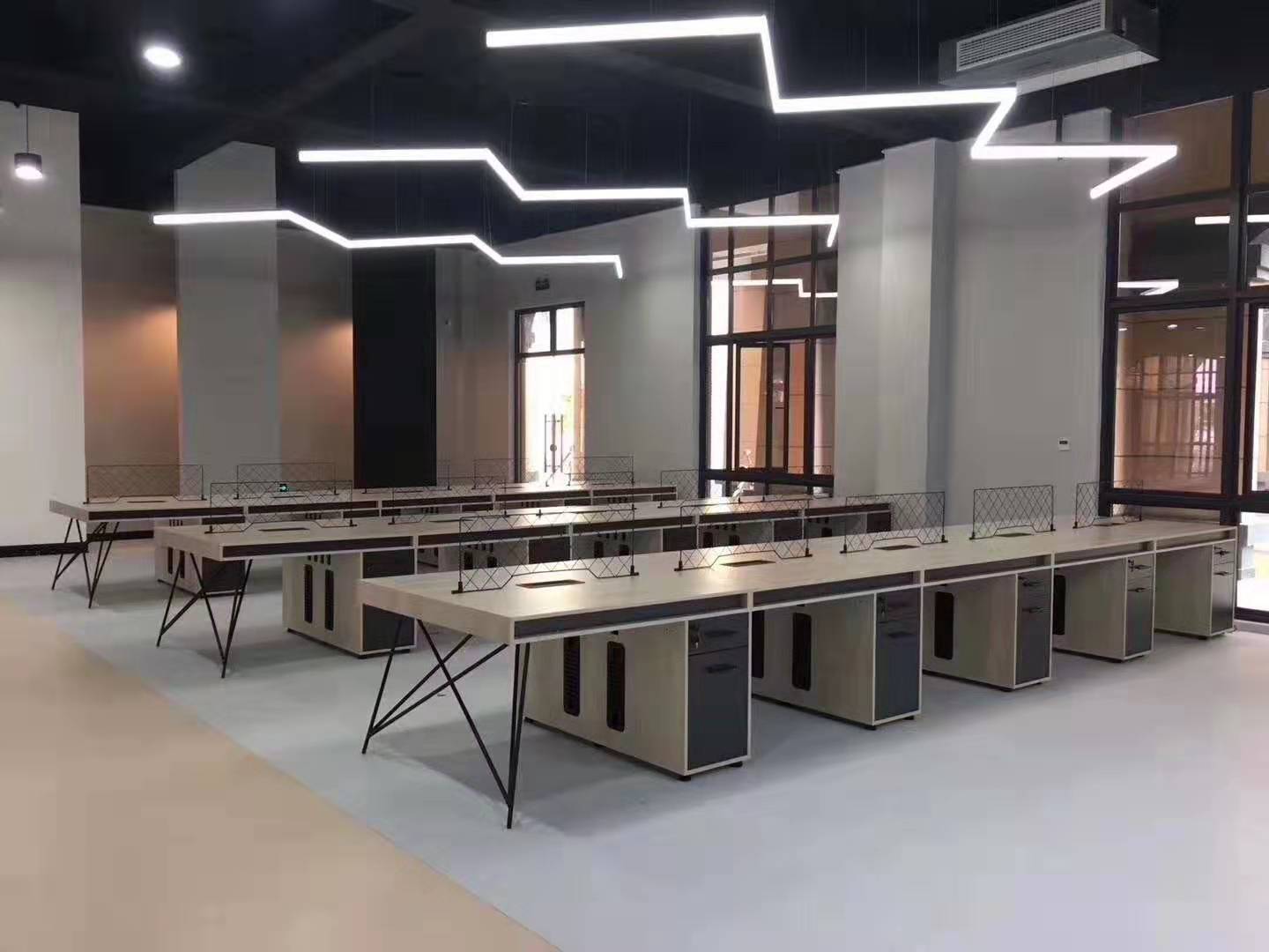 定制組合辦公桌