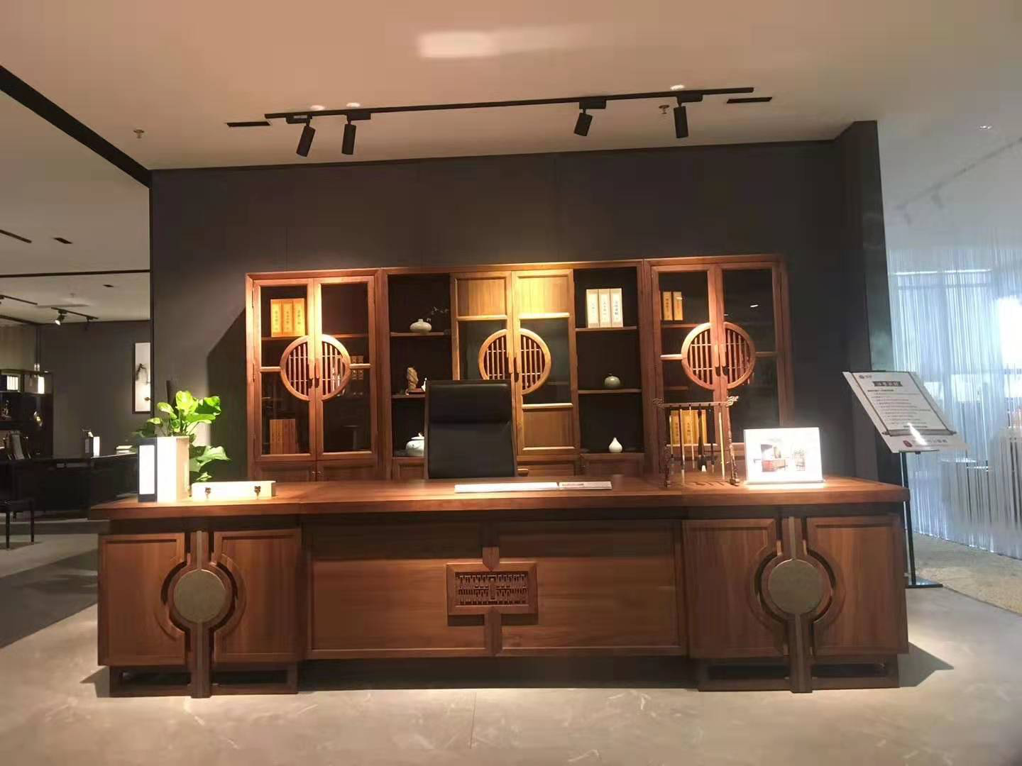 實木辦公桌定制